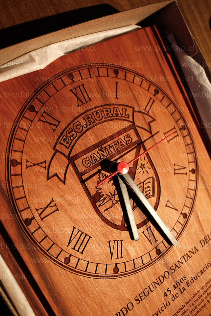 Reloj Madera Alerce